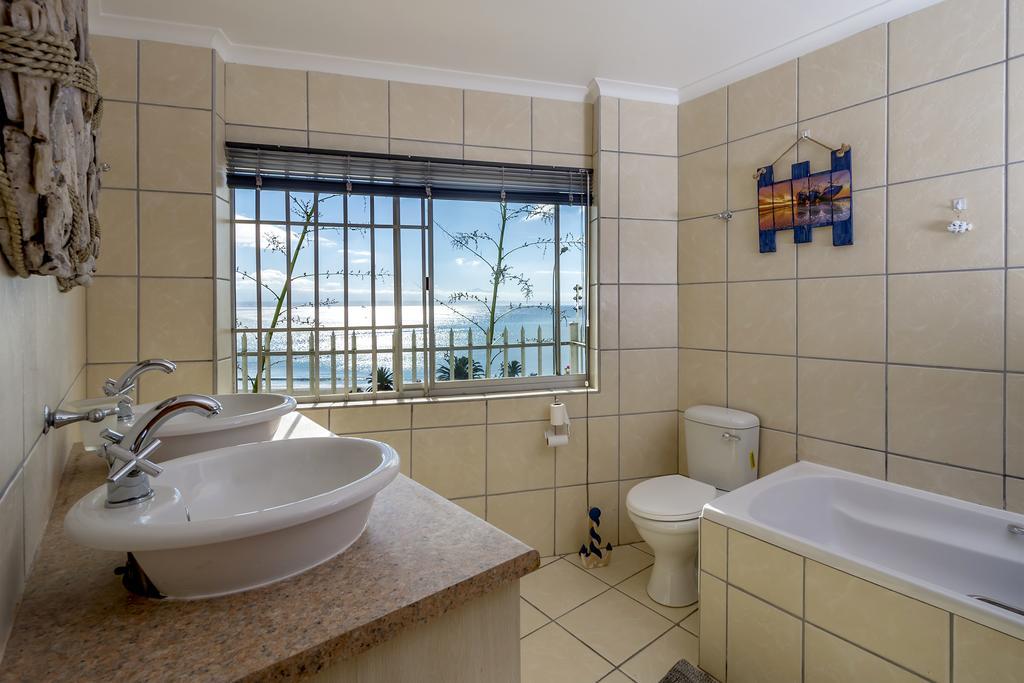 The White House Apartment Mossel Bay Exterior photo